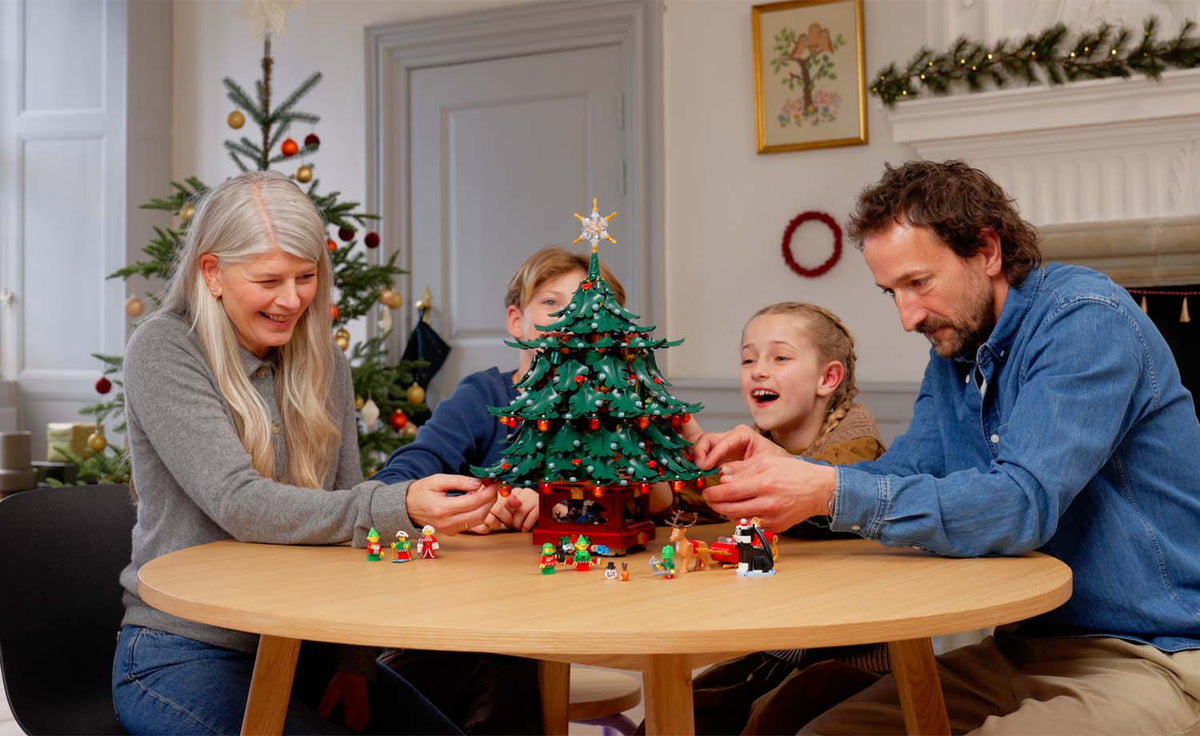 41843 | LEGO® Iconic Family Christmas Tree Decoration