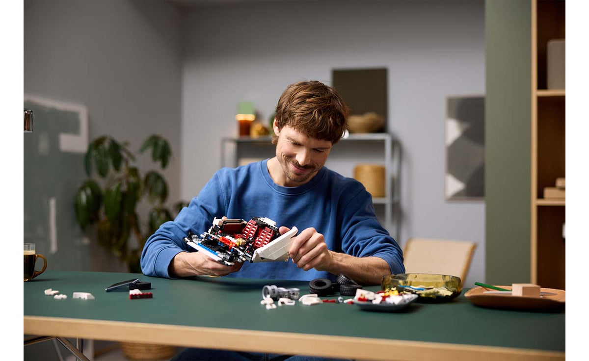10337 | LEGO® ICONS™ Lamborghini Countach 5000 Quattrovalvole