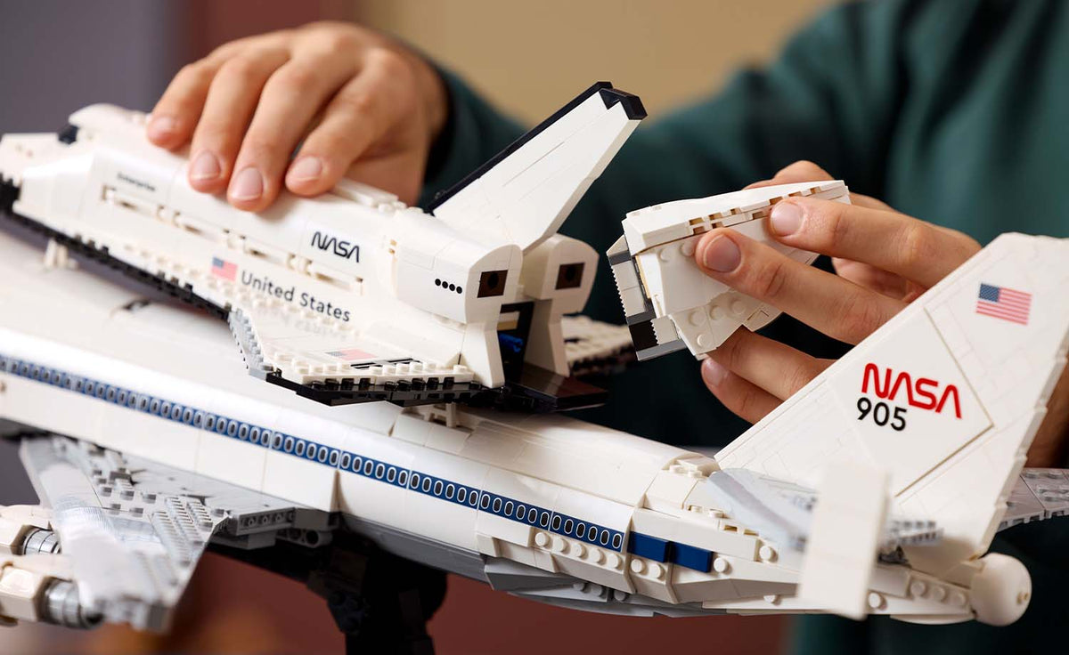 10360 | LEGO® ICONS™ Shuttle Carrier Aircraft