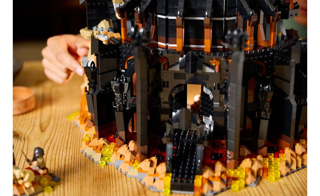 10333 | LEGO® ICONS™ The Lord of the Rings: Barad-dûr™