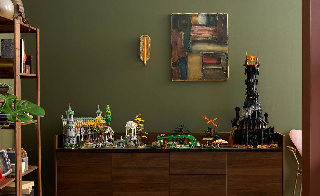 10354 | LEGO® ICONS™ The Lord of the Rings: The Shire™