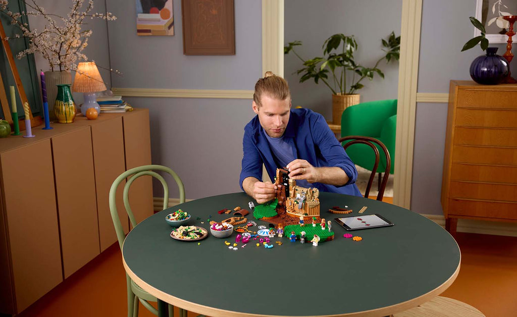 21360 | LEGO® Ideas Willy Wonka & the Chocolate Factory