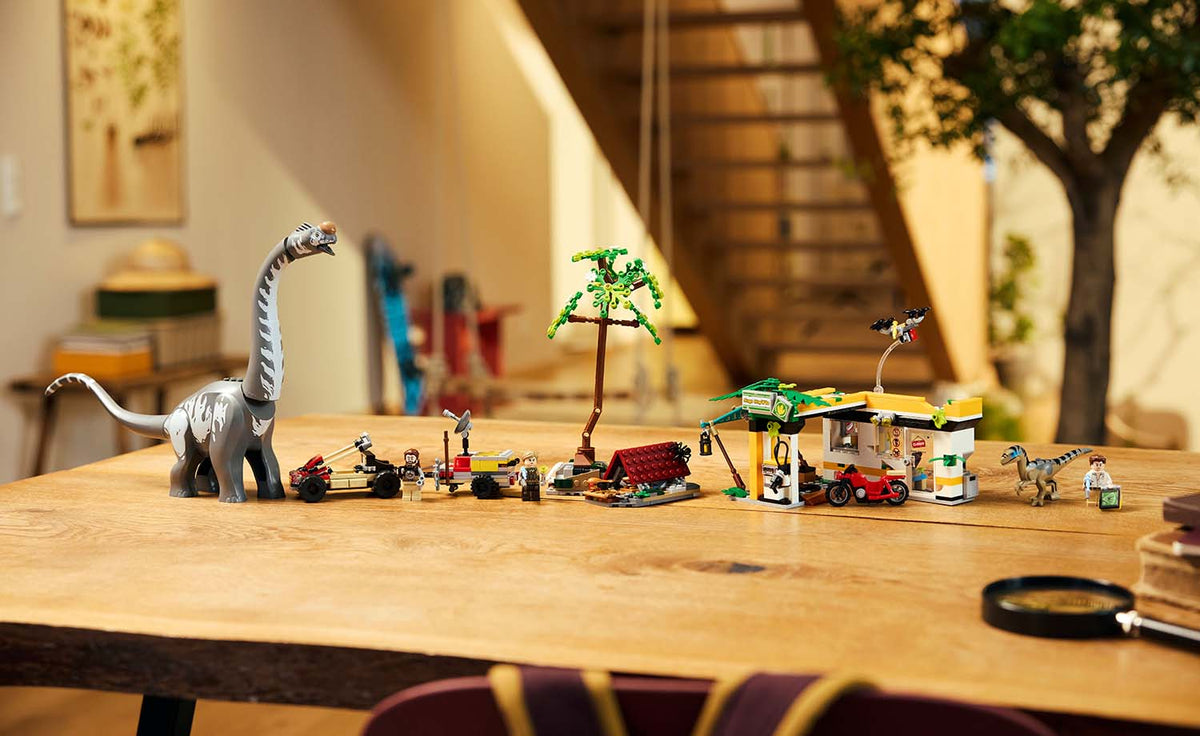 76973 | LEGO® Jurassic World™ Raptor & Titanosaurus Tracking Mission