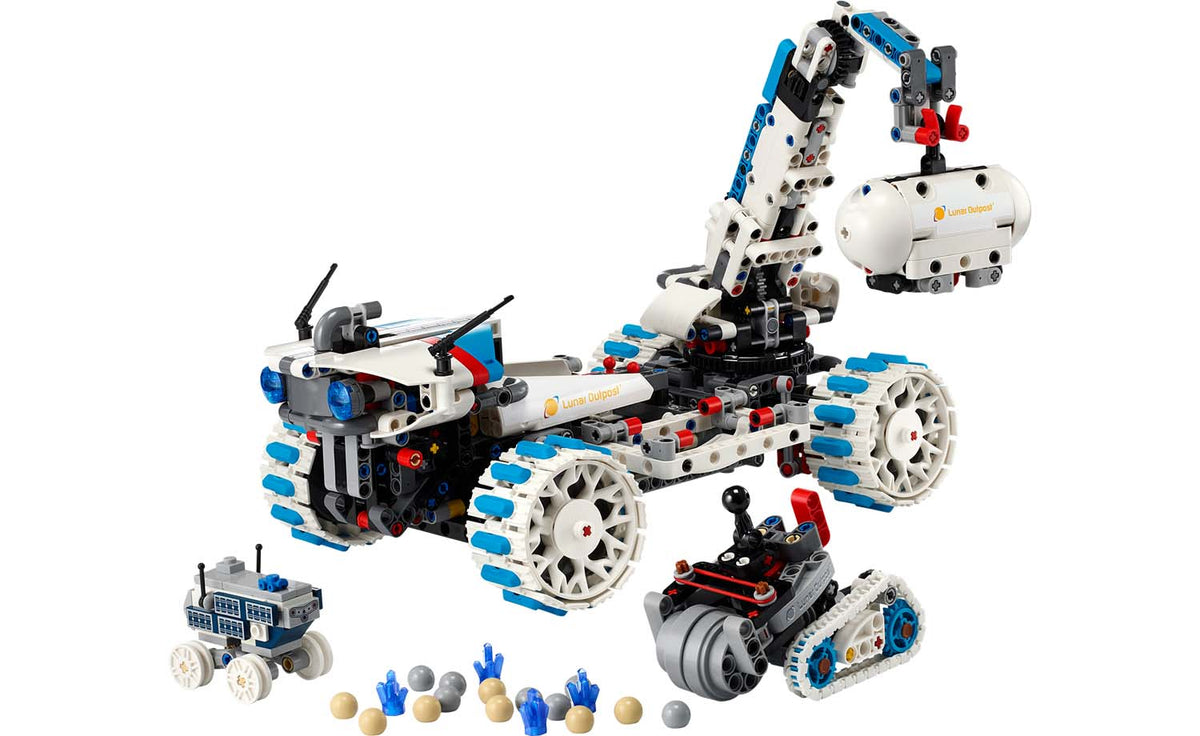 42211 | LEGO® Technic Lunar Outpost™ Moon Rover Space Vehicle