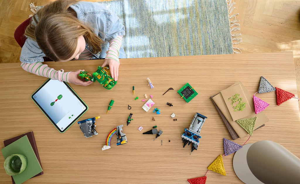 75689 | LEGO® Wicked Emerald City & Kiamo Ko Castle